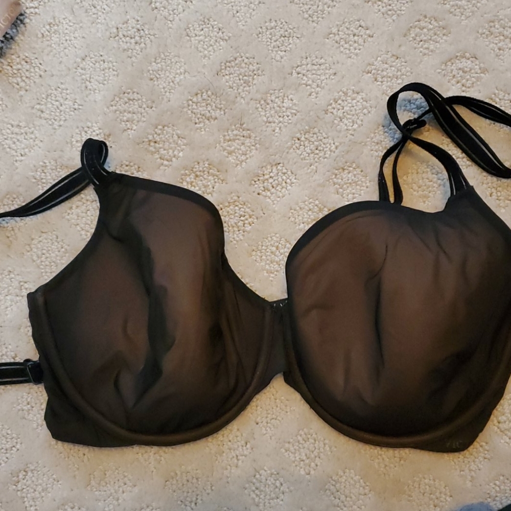 Victoria's secret lined perfect coverage bra 34DD